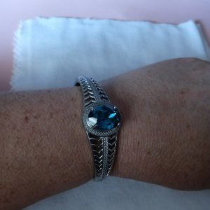 Pretty Teal Blue Crystal Stone Cuff Bracelet